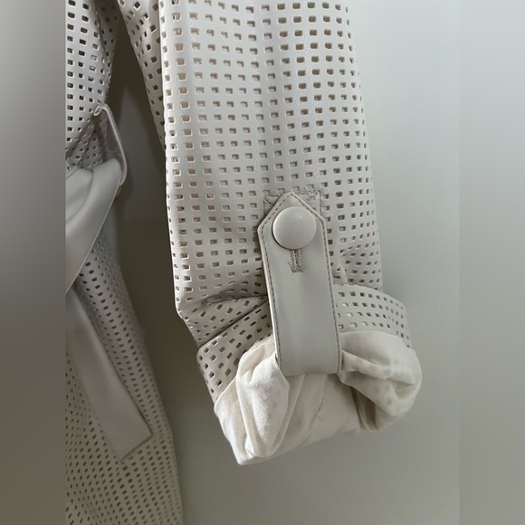 Zara NWT cream color netted style jacket - Picture 3 of 5